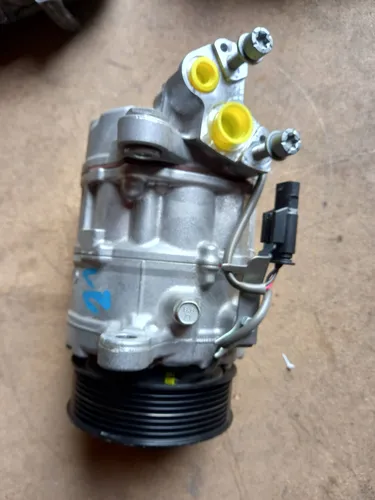 794880602 BMW X5 G05 Air conditioning (A/C) compressor (pump)