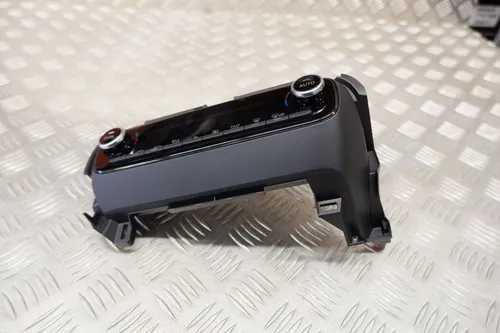55900K0080 Toyota Yaris XP210 Climate control unit