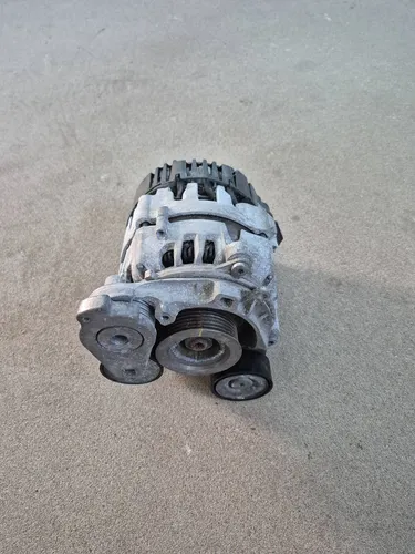 04L903018A Audi A4 S4 B9 8W Generator/alternator