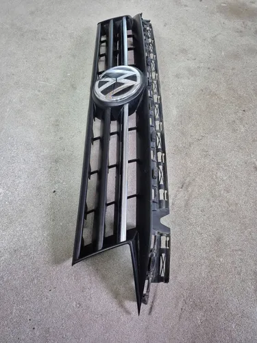 2K5853653B Volkswagen Caddy Front grill