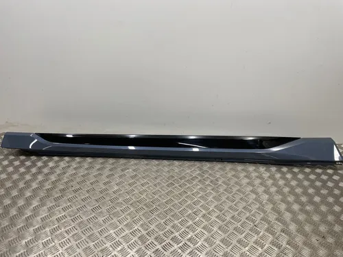 5a01682 BMW X1 U11 Sill