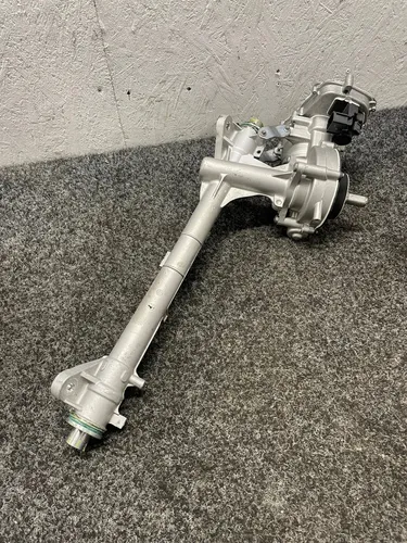 5A8FEA0 BMW X1 U11 Steering rack