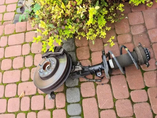84155683 Opel Insignia B Front shock absorber/damper