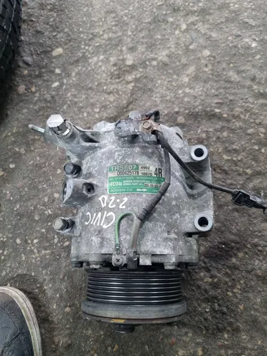 Q00425178 Honda Civic Air conditioning (A/C) compressor (pump)