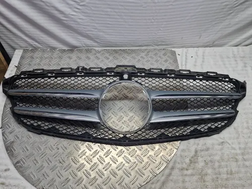 8069865100 Mercedes-Benz C W205 Front grill