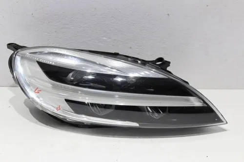 32228480 Volvo V40 Headlight/headlamp