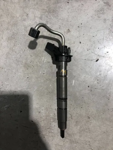 059130277DG Audi Q7 4M Fuel injector