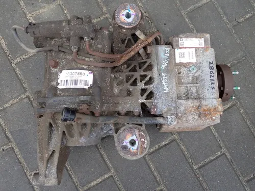 1330785813307860 Opel Insignia A Rear differential