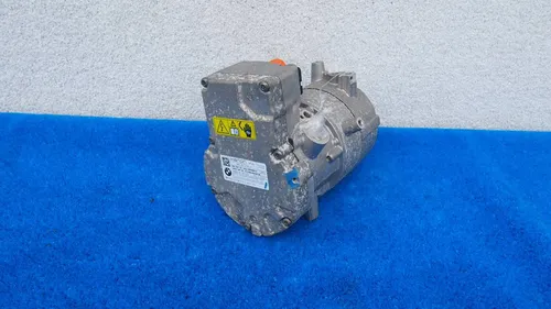 5A84869 BMW X1 U11 Air conditioning (A/C) compressor (pump)