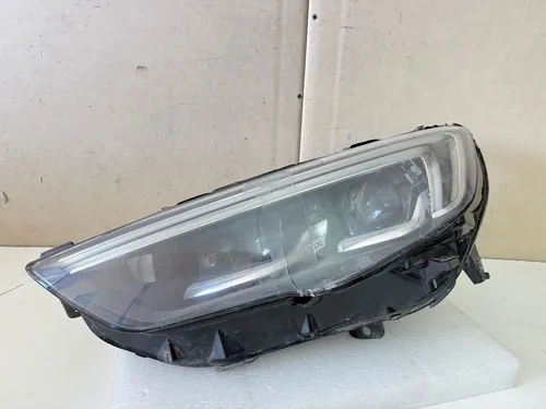 39217211 Opel Insignia B Headlight/headlamp