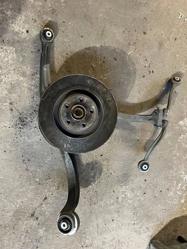 4G0407241C Audi A6 C7 Front wheel hub spindle knuckle