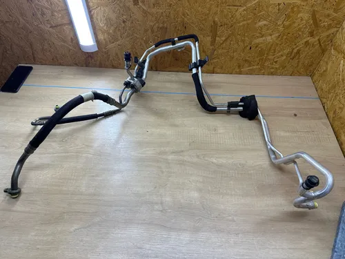 31332529 Volvo V60 Air conditioning (A/C) pipe/hose
