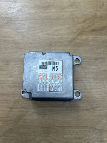 8917042A60 Toyota RAV 4 (XA50) Airbag control unit/module