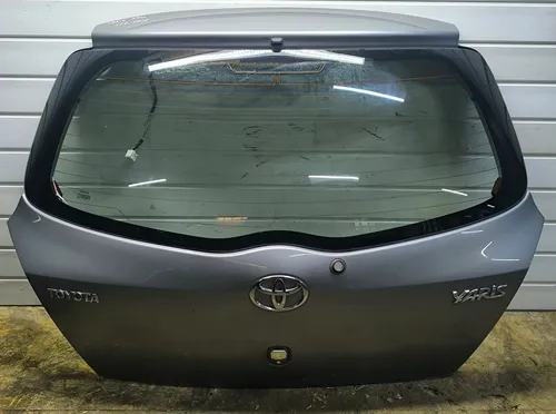 Toyota Yaris Tailgate/trunk/boot lid