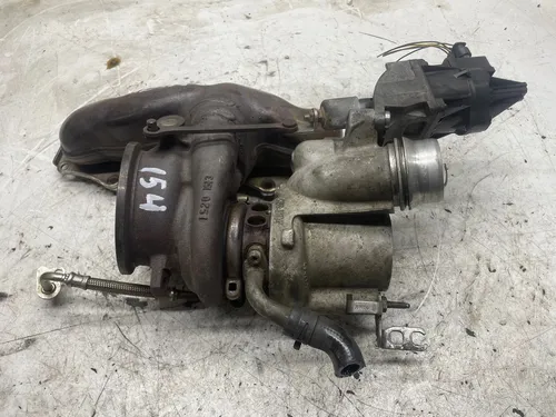 7630462 BMW 3 F30 F35 F31 Turbo