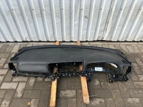 84710F1700 KIA Sportage Dashboard