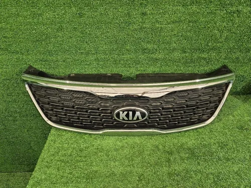 863502P500 KIA Sorento Front bumper upper radiator grill