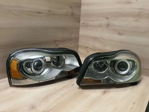 31111846 Volvo XC90 Headlight/headlamp