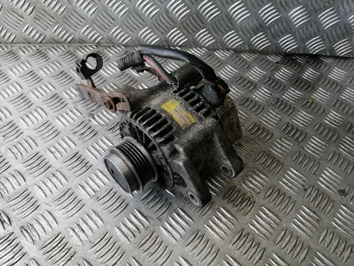 2706033020 Toyota Yaris Generator/alternator