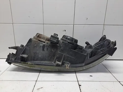 8620687 Volvo V70 Headlight/headlamp