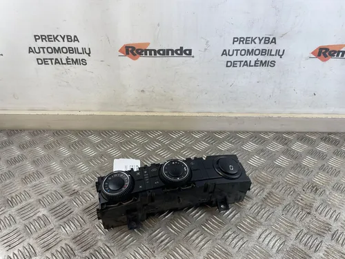 17339100 Mercedes-Benz Sprinter W906 Climate control unit