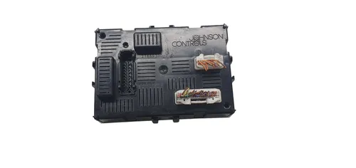 8200652286 Renault Clio III Comfort/convenience module