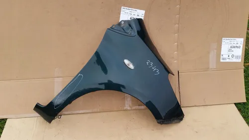 2556-523623 Toyota Yaris Fender