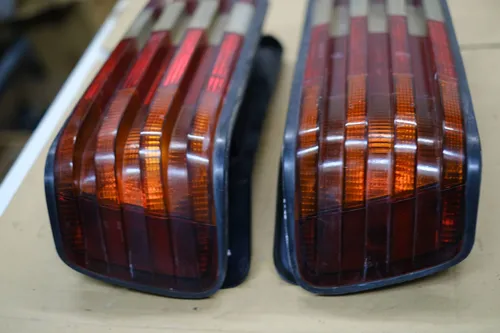 1268201664 Mercedes-Benz S W126 Rear/tail lights