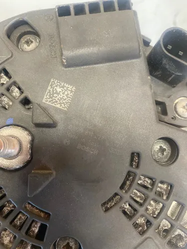 0125811027 Volkswagen PASSAT B7 Generator/alternator