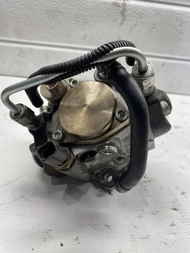 2940000621 Mazda CX-5 Fuel injection high pressure pump