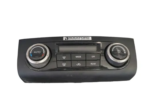 1465705114 Mitsubishi Pajero Climate control unit