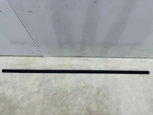 1t0854932b Volkswagen Golf V Sill