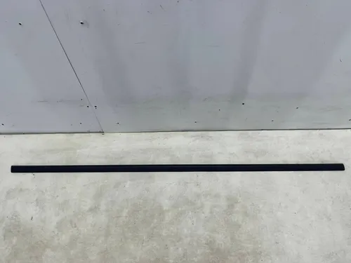 1t0854932b Volkswagen Golf V Sill