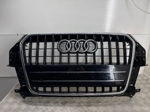 8U0853651 Audi Q3 8U Front grill