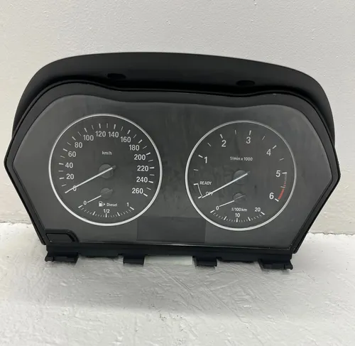 IK6805182 BMW 2 F46 Speedometer (instrument cluster)