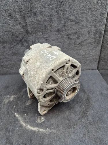 057903015B Audi A8 S8 D4 4H Generator/alternator