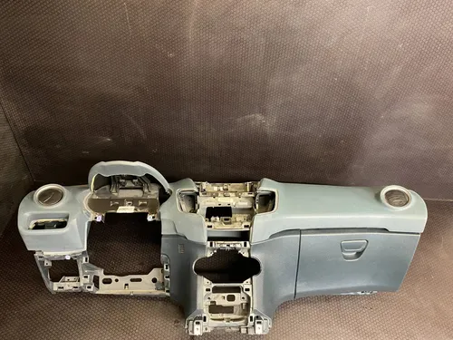 1004130 Ford Fiesta Dashboard