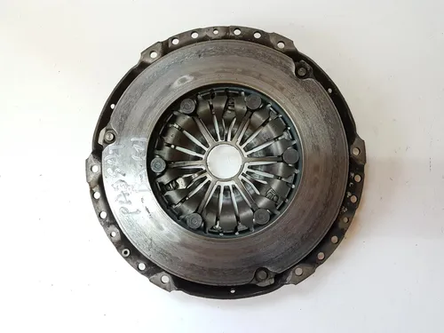 04L141025 Volkswagen PASSAT B8 Pressure plate