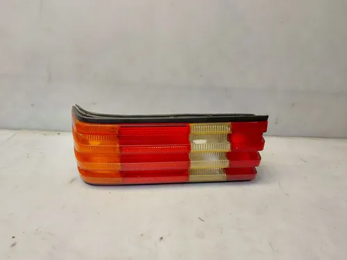 0053316R38 Mercedes-Benz S W126 Rear/tail lights