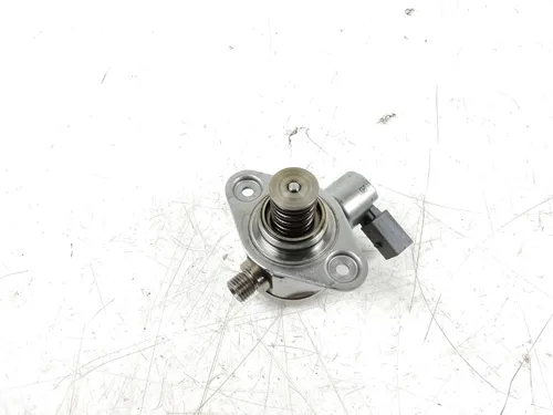 7595339 BMW X6 E71 Fuel injection high pressure pump