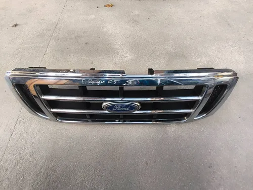 L0-8056B Ford Ranger Front bumper upper radiator grill