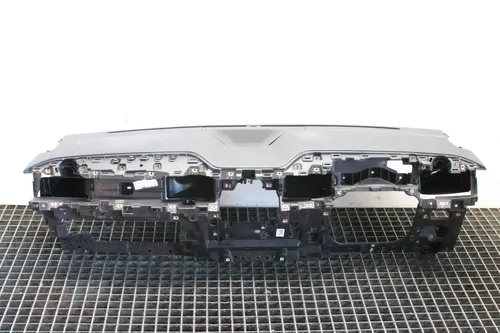 LJ8BA044L00BC Ford Mustang Mach-E Dashboard