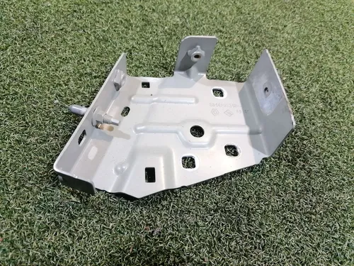 631429931R Renault Master III Front splash guards bracket