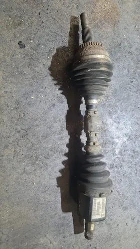 P30614410 Volvo S40, V40 Front driveshaft