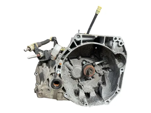 304016619R Renault Captur Manual 6 speed gearbox