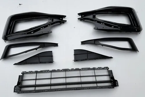 3G0853677AG Volkswagen PASSAT B8 Front grill