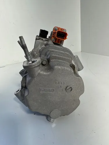 lx6a19d623 Ford Kuga III Air conditioning (A/C) compressor (pump)