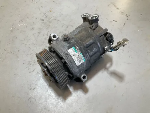 23232387 Opel Insignia A Air conditioning (A/C) compressor (pump)