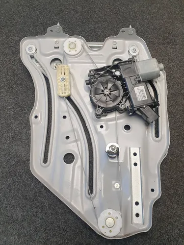 84476776 Chevrolet Camaro Sliding door window regulator with motor