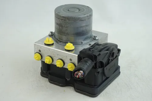 44540K0140 Toyota Yaris ABS Pump